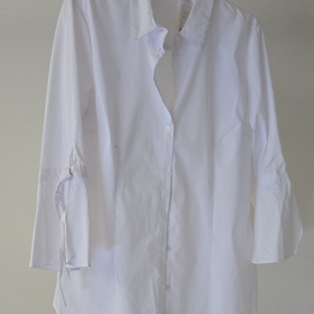 New York & Company Crisp White Shirt SKU23